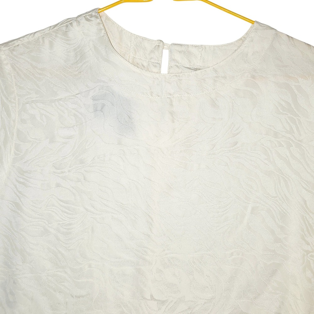 Vintage Ivory Jacquard Wave‎ 100% Silk Short Sleeve Blouse Petite Professional